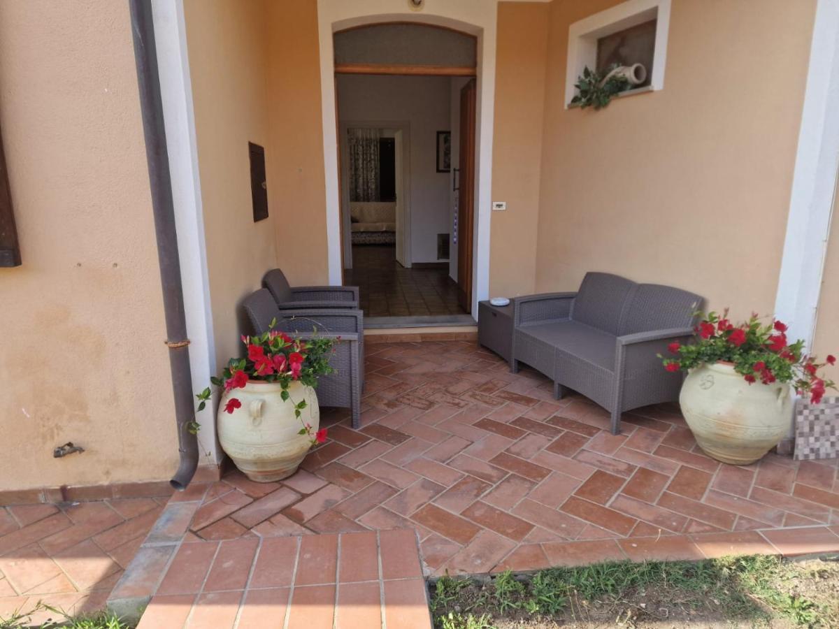Hotel Claudia'S House Santa Teresa Gallura Exteriér fotografie